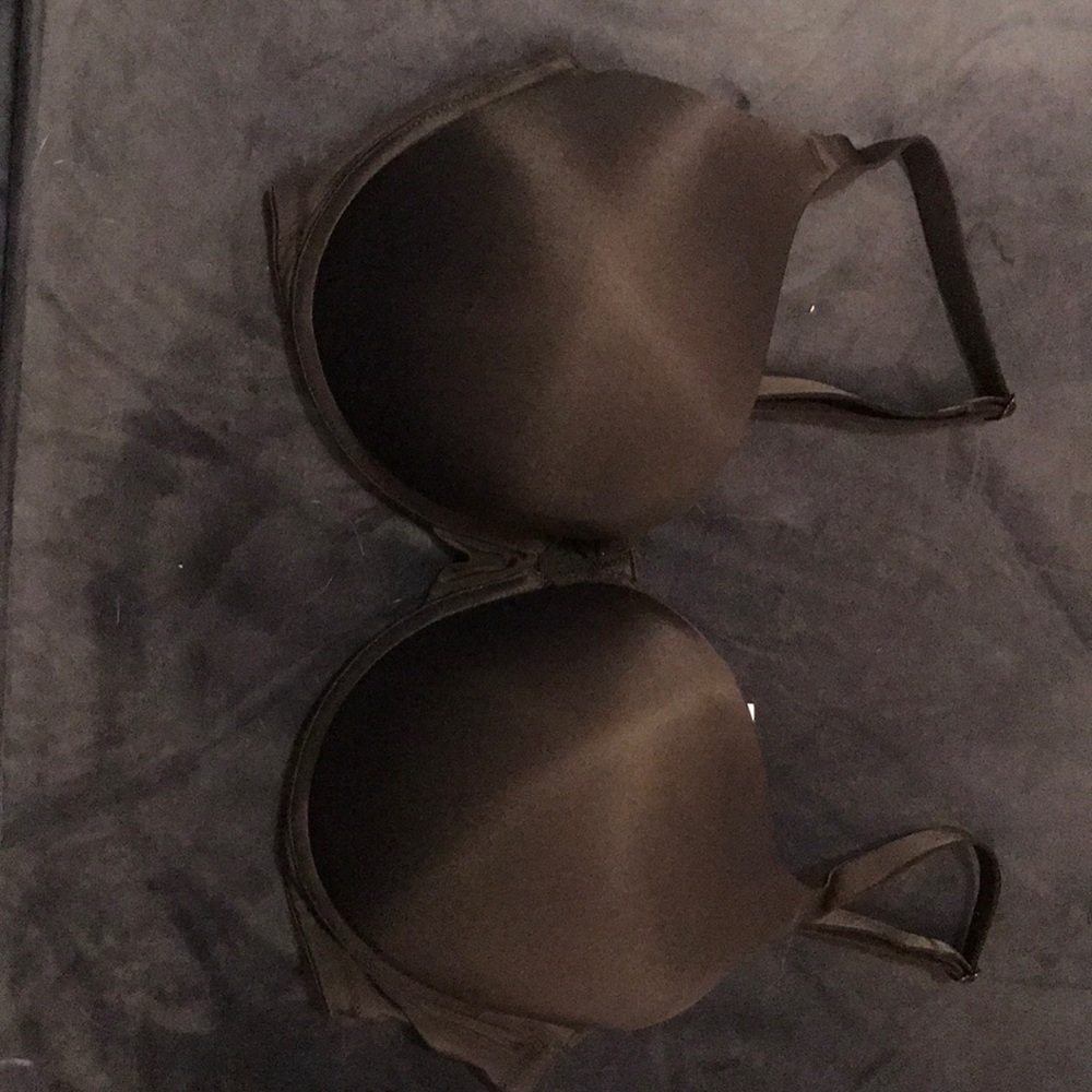 36DD Black Victoria’s Secret PINK push-up bra